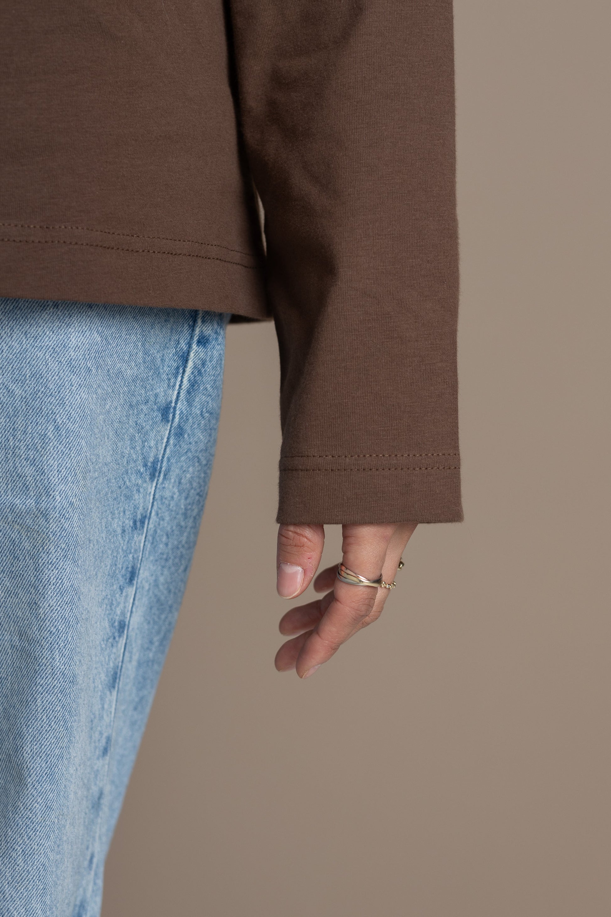 Longsleeve (Oversized) – Chocolate