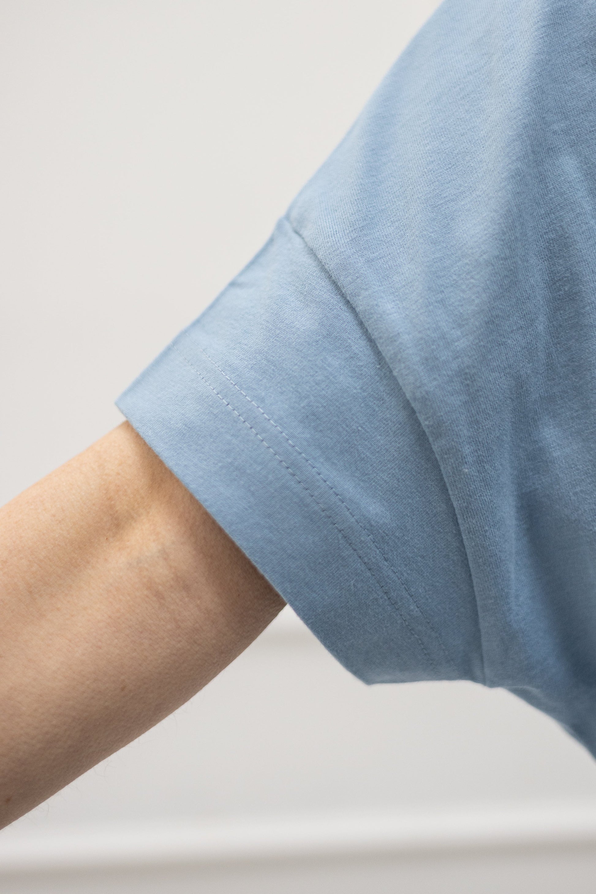 Soft Touch T-Shirt "I allow myself" – Dusty Blue