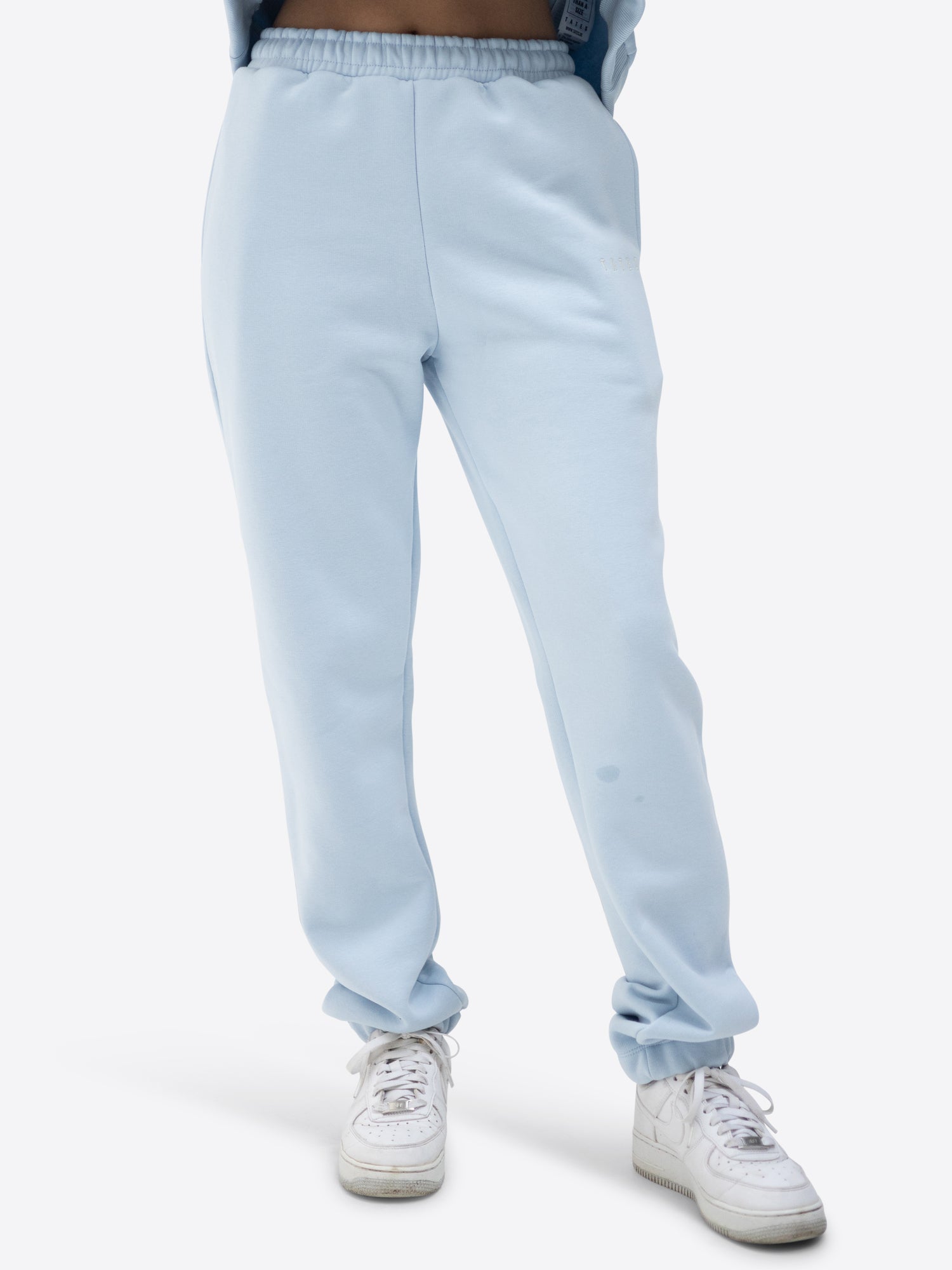 Jogginghose tight leg – Hellblau