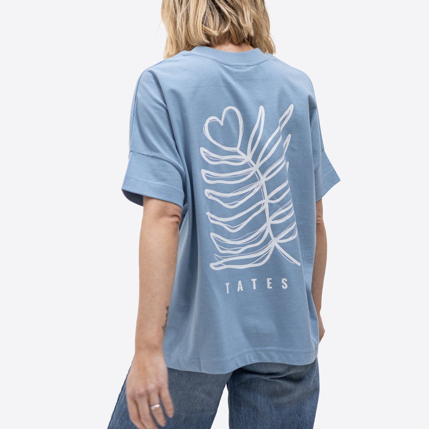 Soft Touch T-Shirt "Heart flower" – Dusty Blue