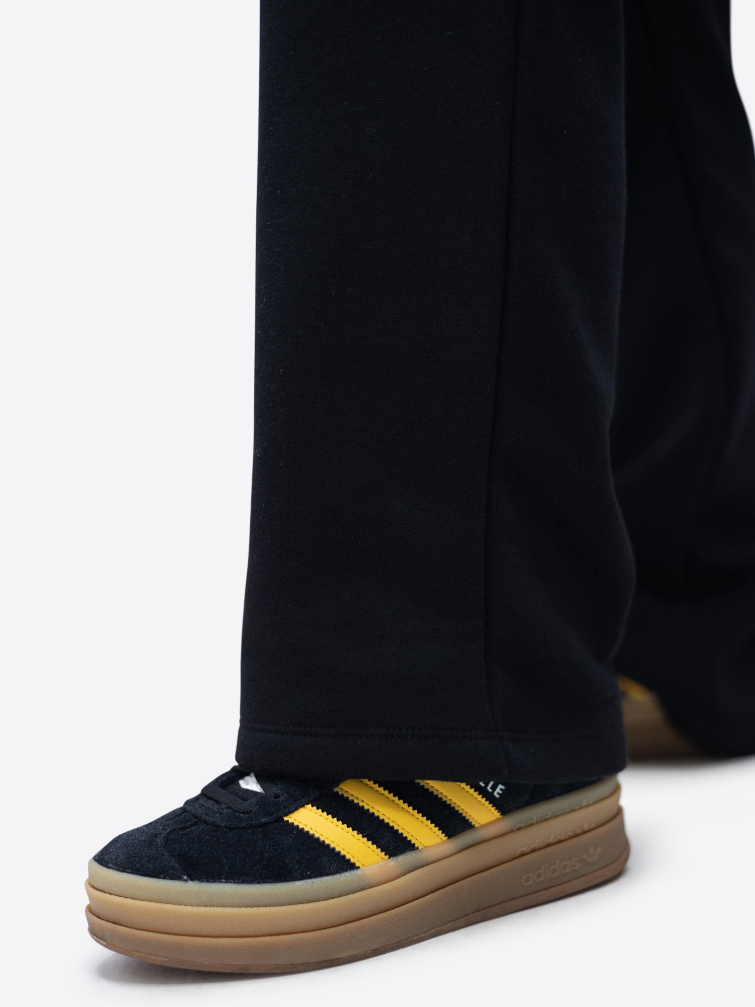 Jogginghose wide leg – Schwarz