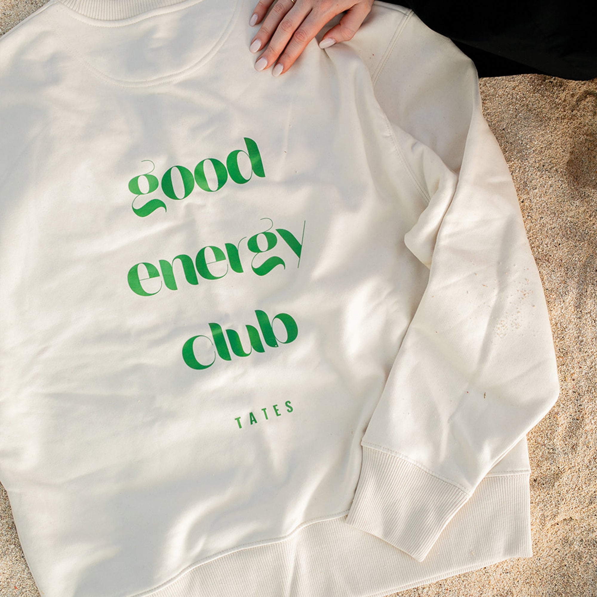 Sweater (Oversized) "Good energy club"