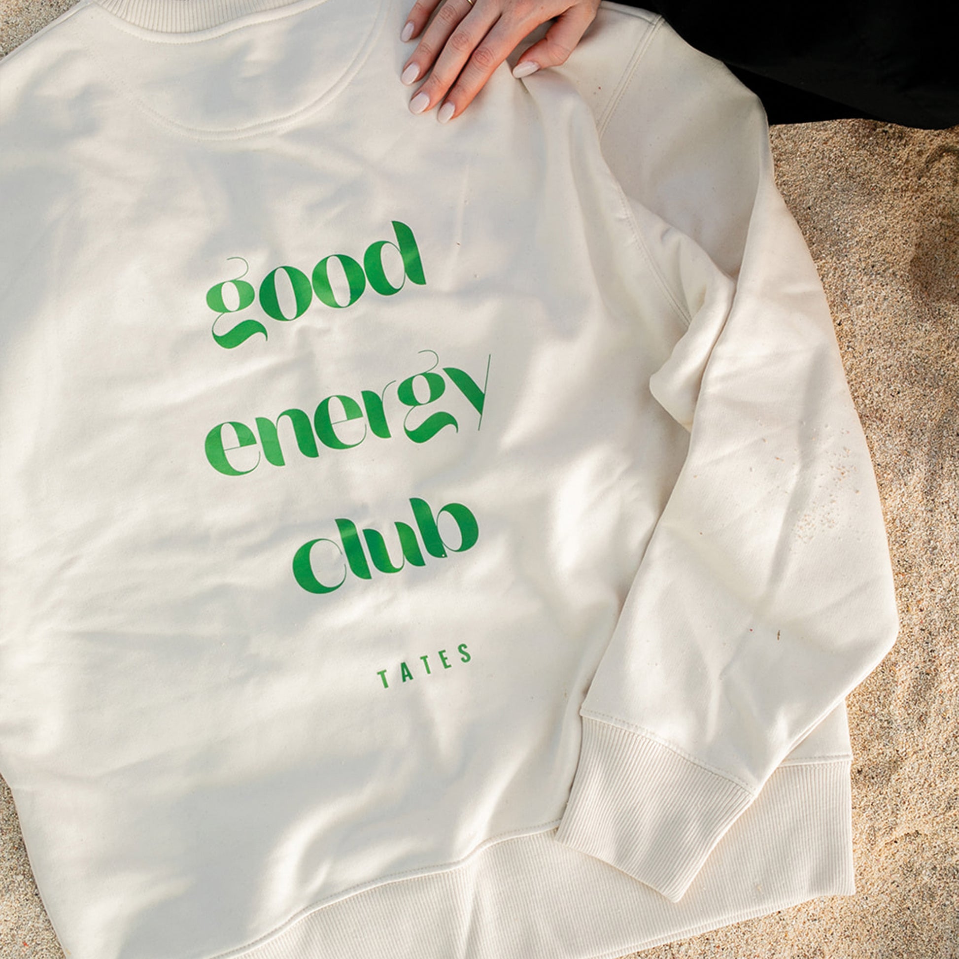 Sweater (Oversized) "Good energy club"