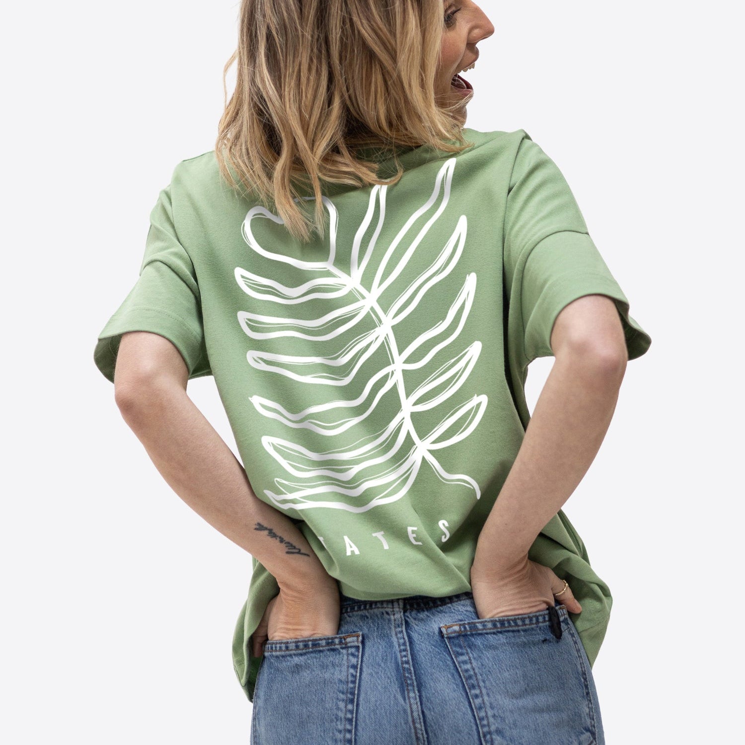 Soft Touch T-Shirt "Heart flower" – Matcha