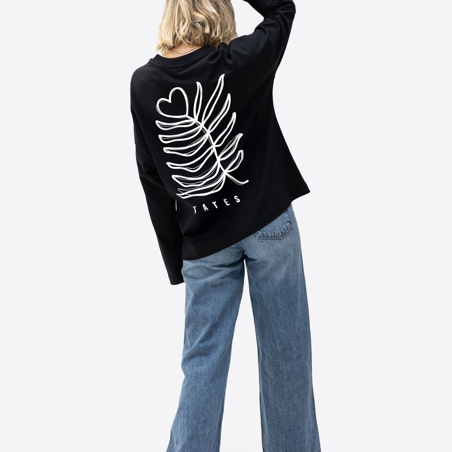 Longsleeve (Oversized) "Heart flower" – Schwarz