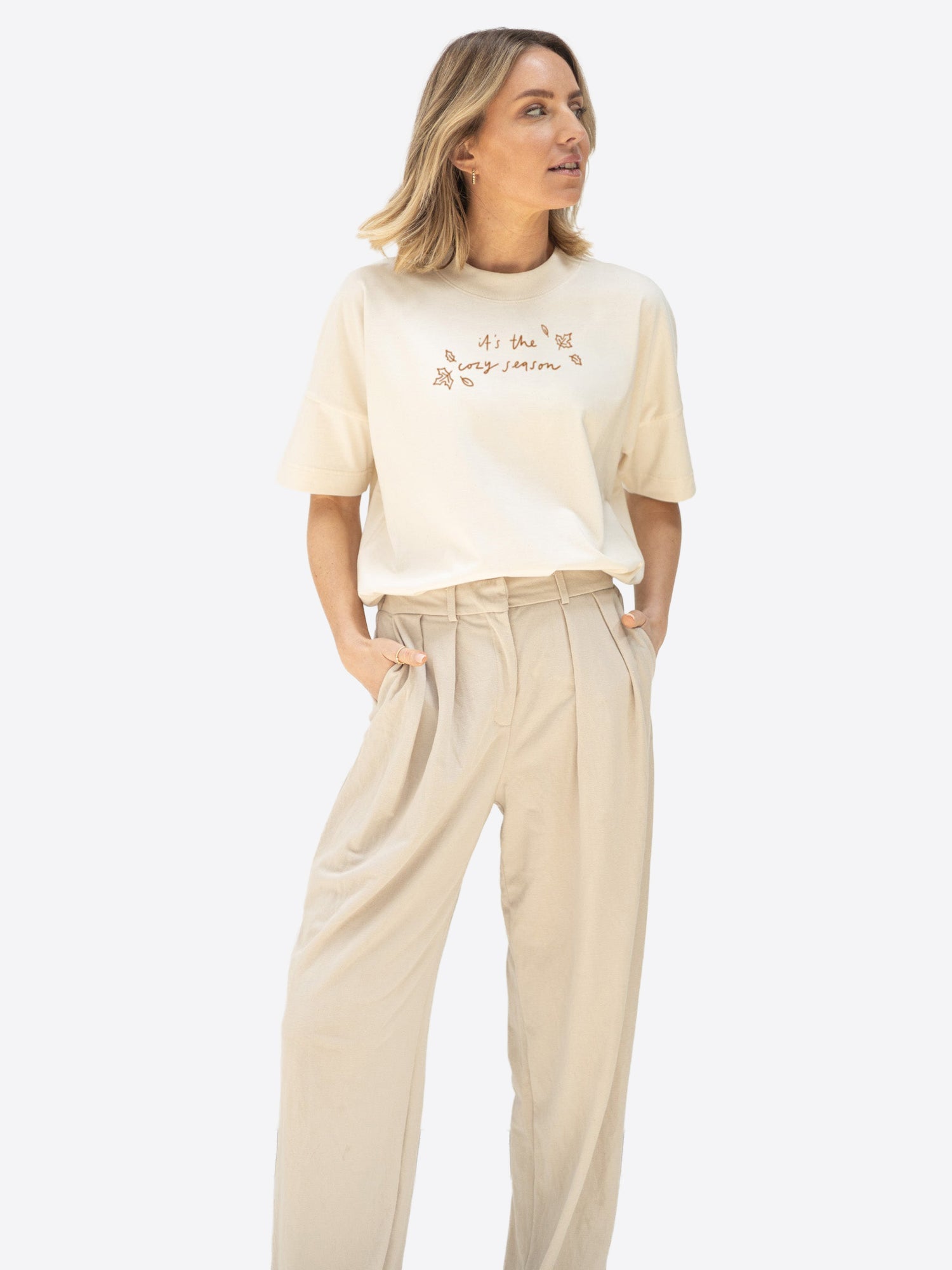 T-Shirt "Cozy Season" – Natural Raw