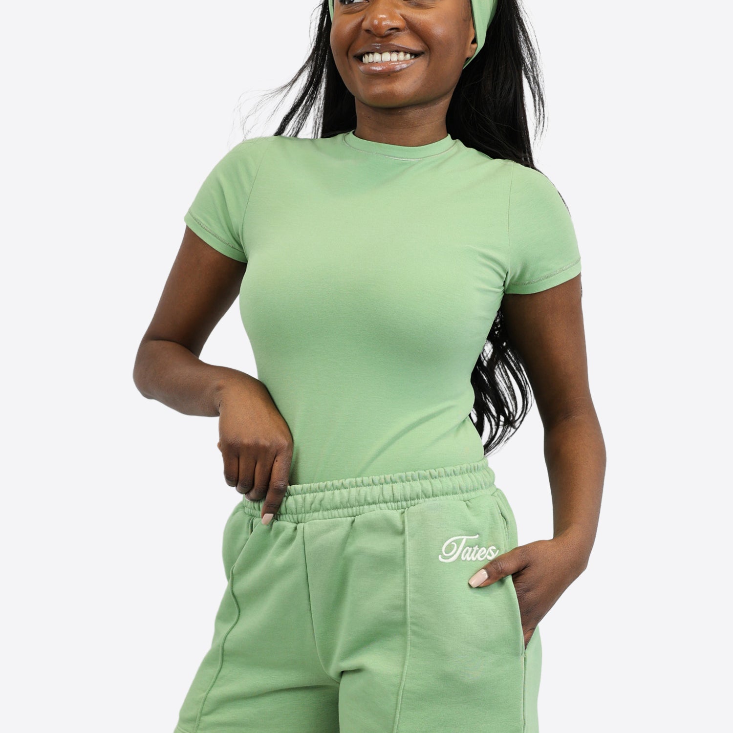 Light Jogginghose kurz mit Biese – Matcha