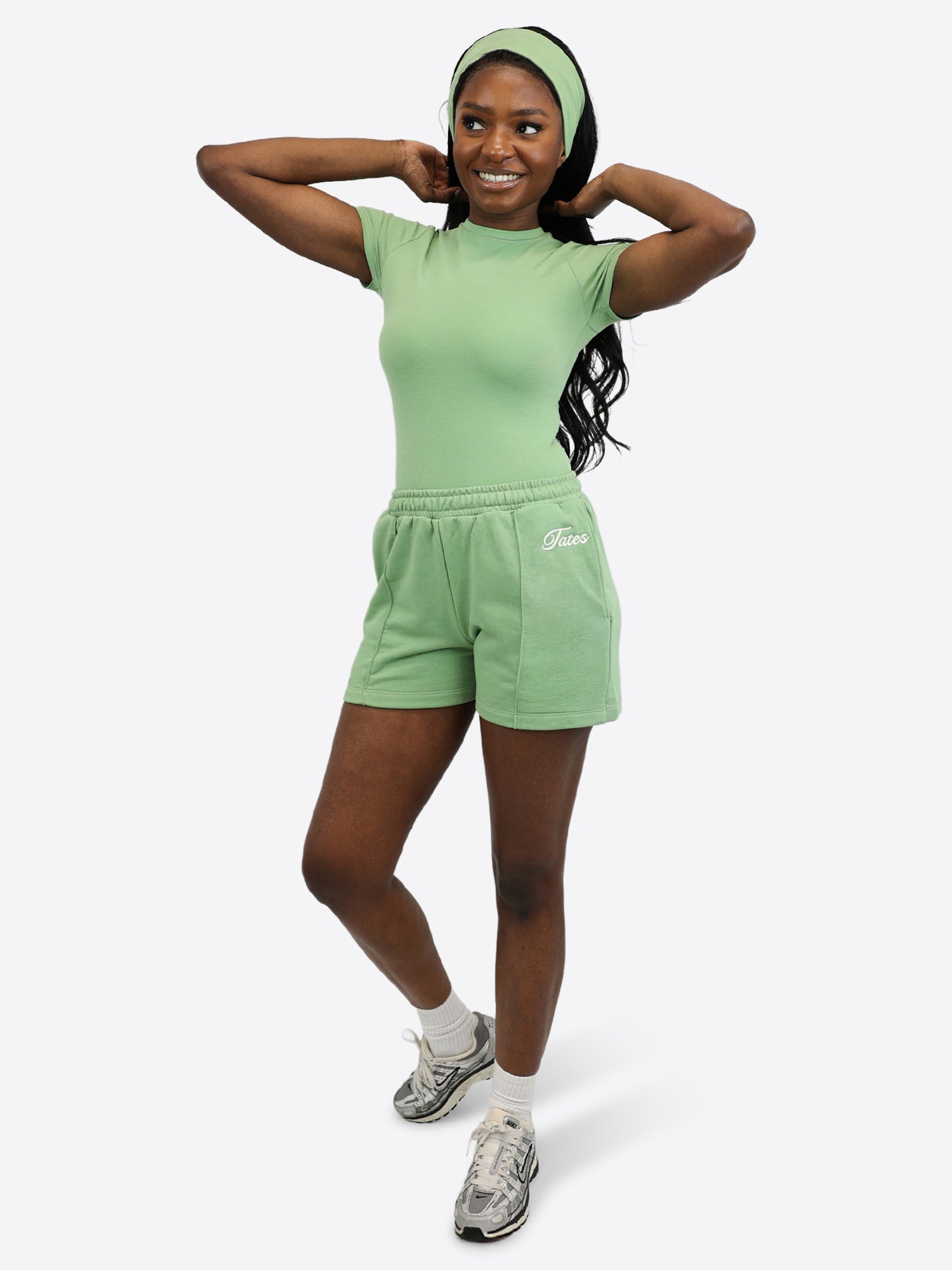 Light Jogginghose kurz mit Biese – Matcha