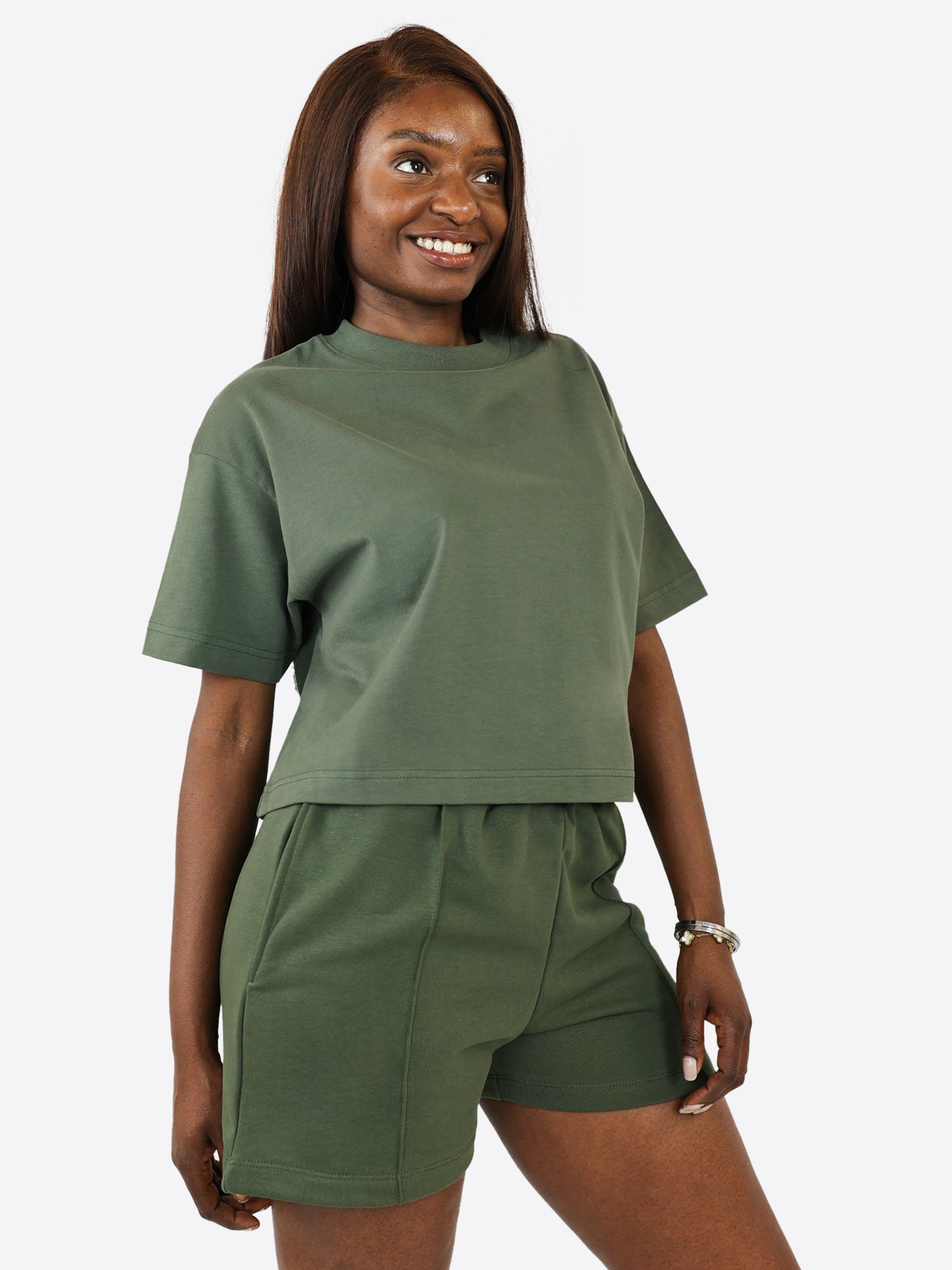 Light Jogginghose kurz mit Biese – Olive