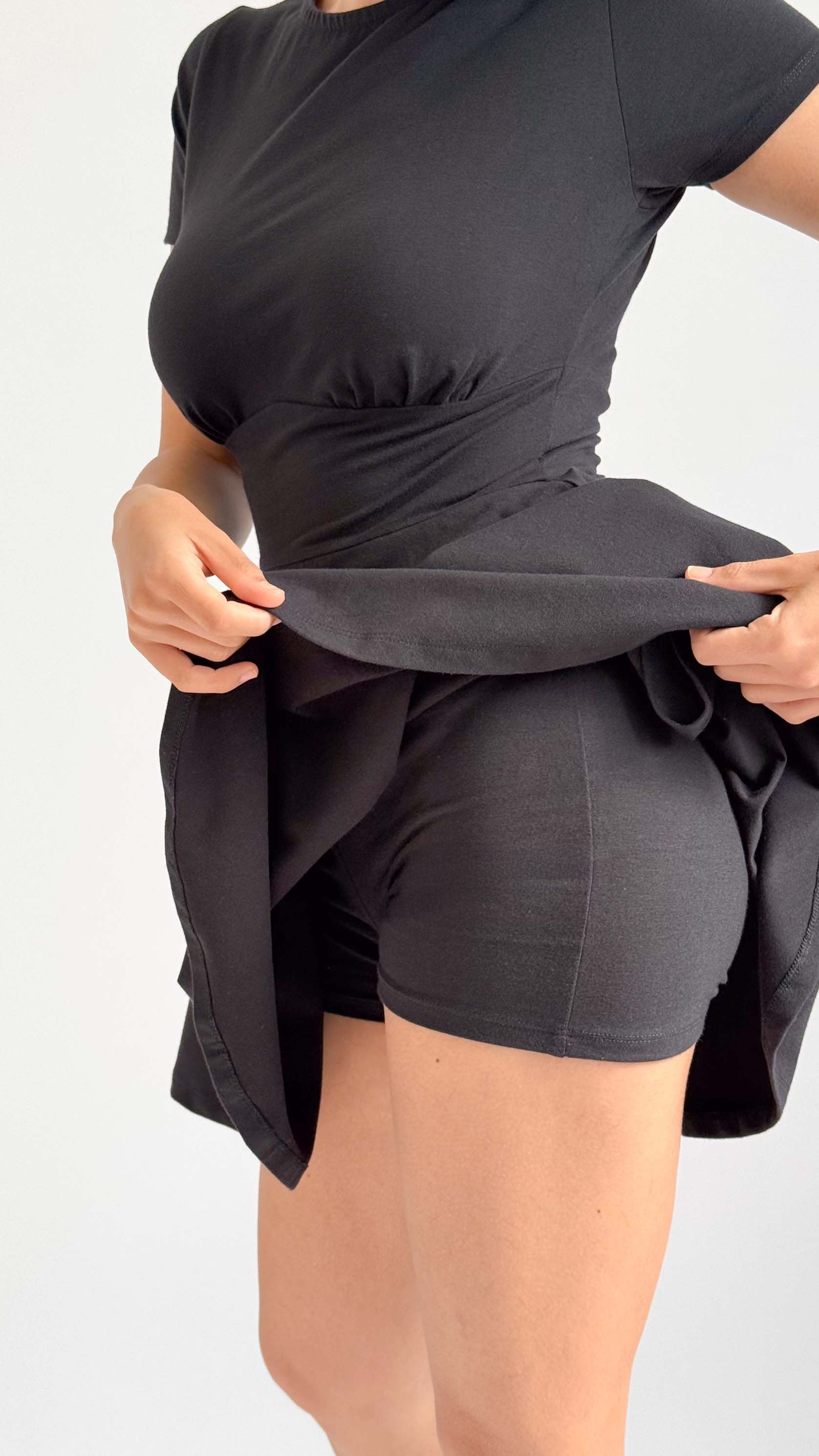 Skort Kleid
