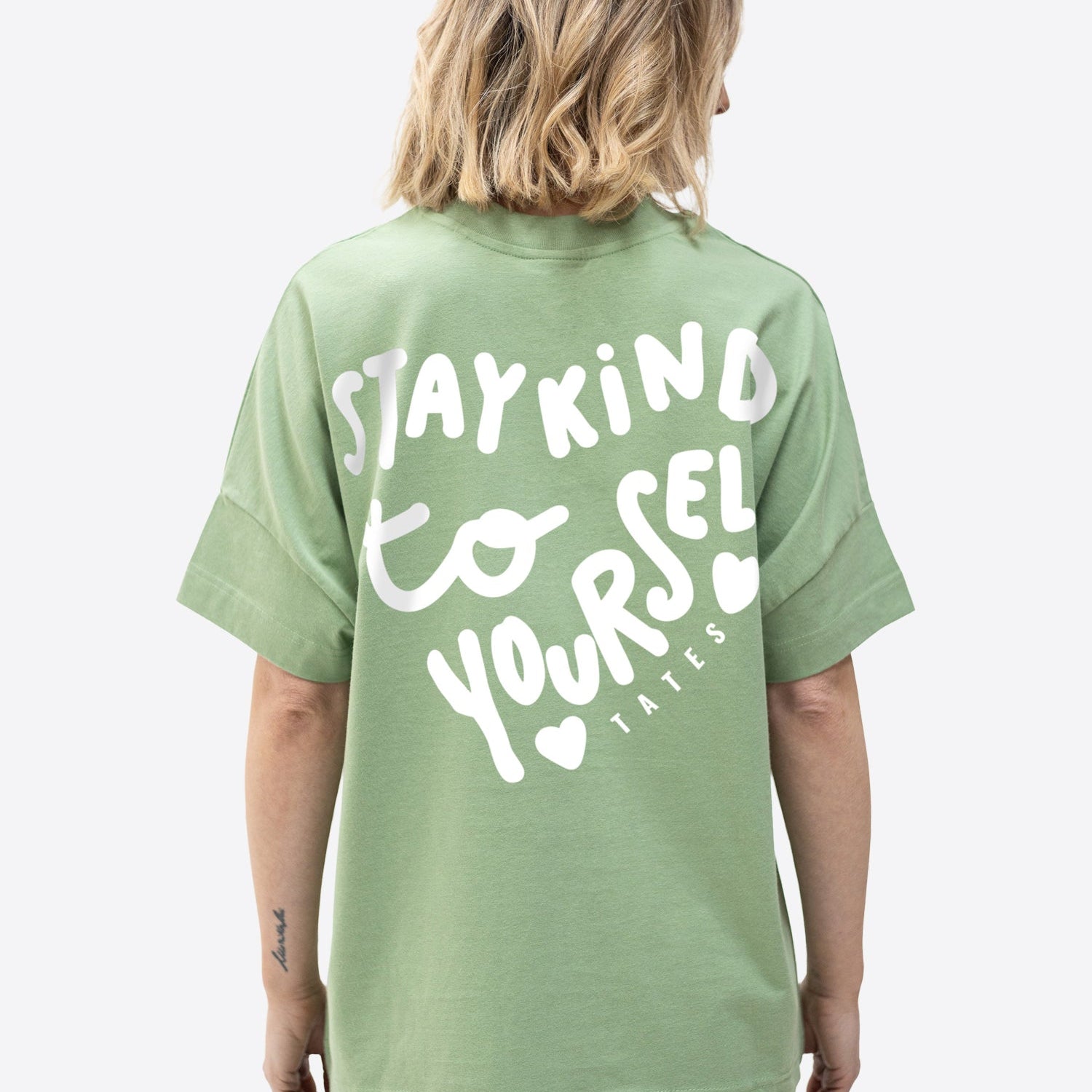 Soft Touch T-Shirt "Stay kind" – Matcha