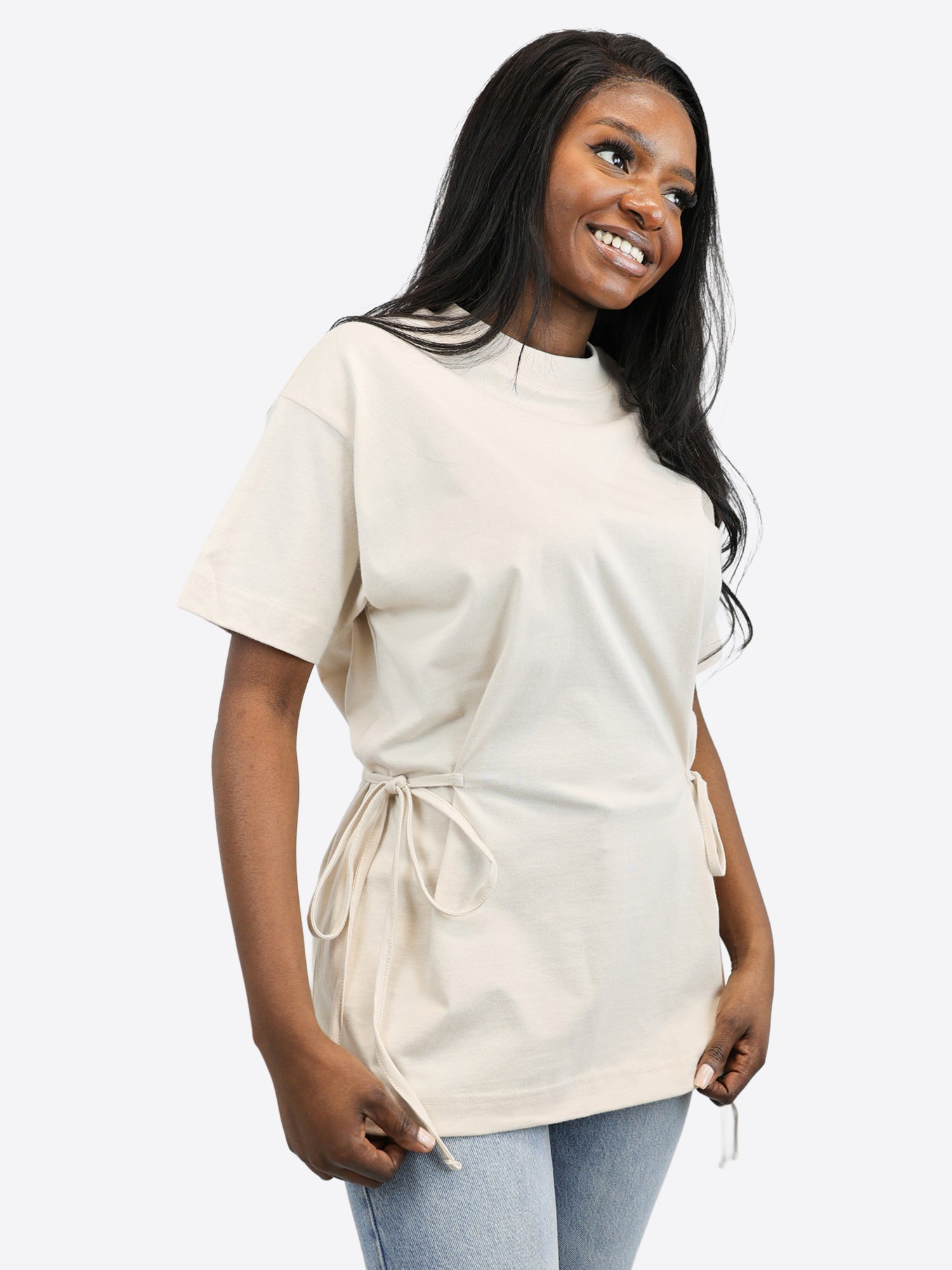 T-Shirt mit Schleifen-Bindung – Beige