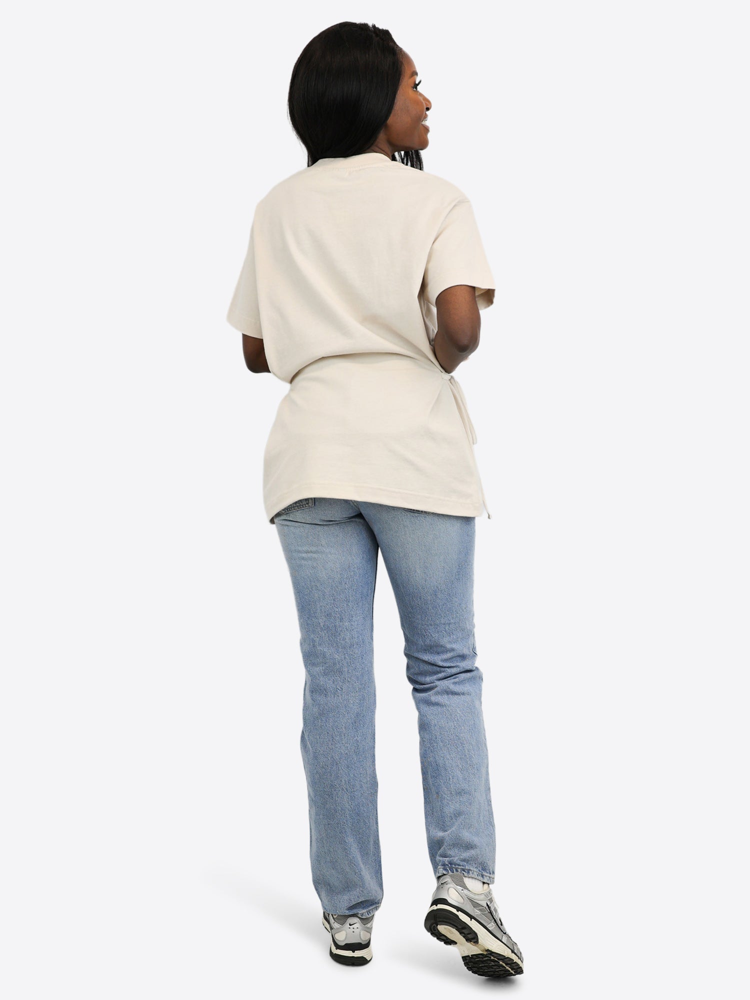 T-Shirt mit Schleifen-Bindung – Beige