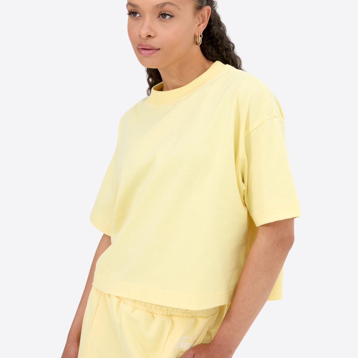 Crop Shirt – Butter Yellow