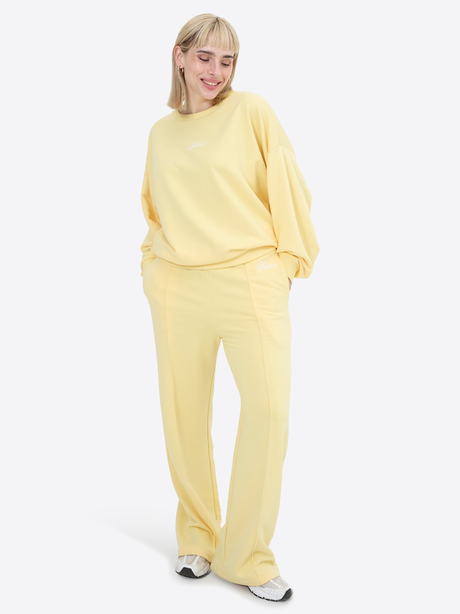 Light Jogginghose mit Biese – Butter Yellow