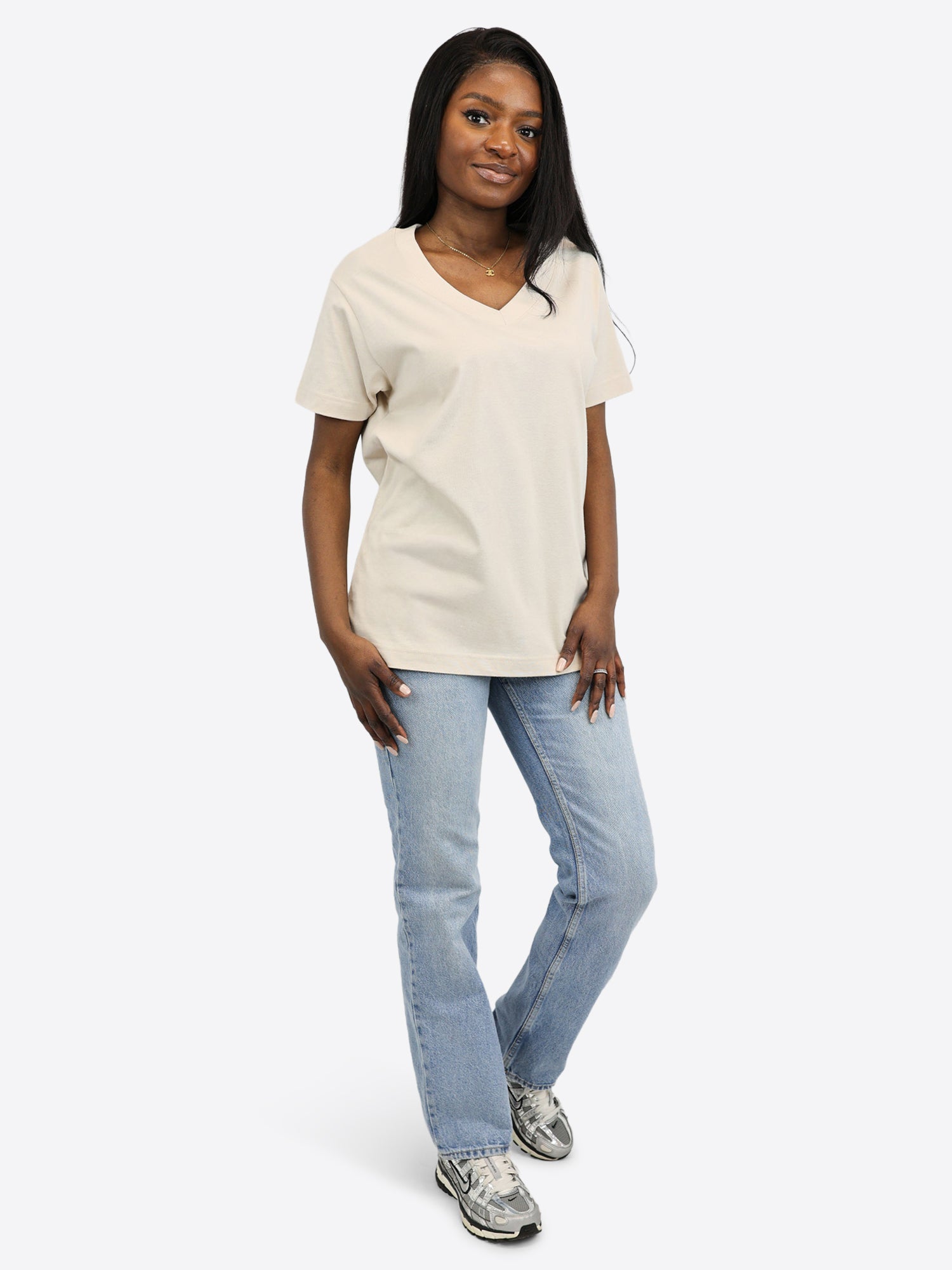 V-Ausschnitt T-Shirt – Beige