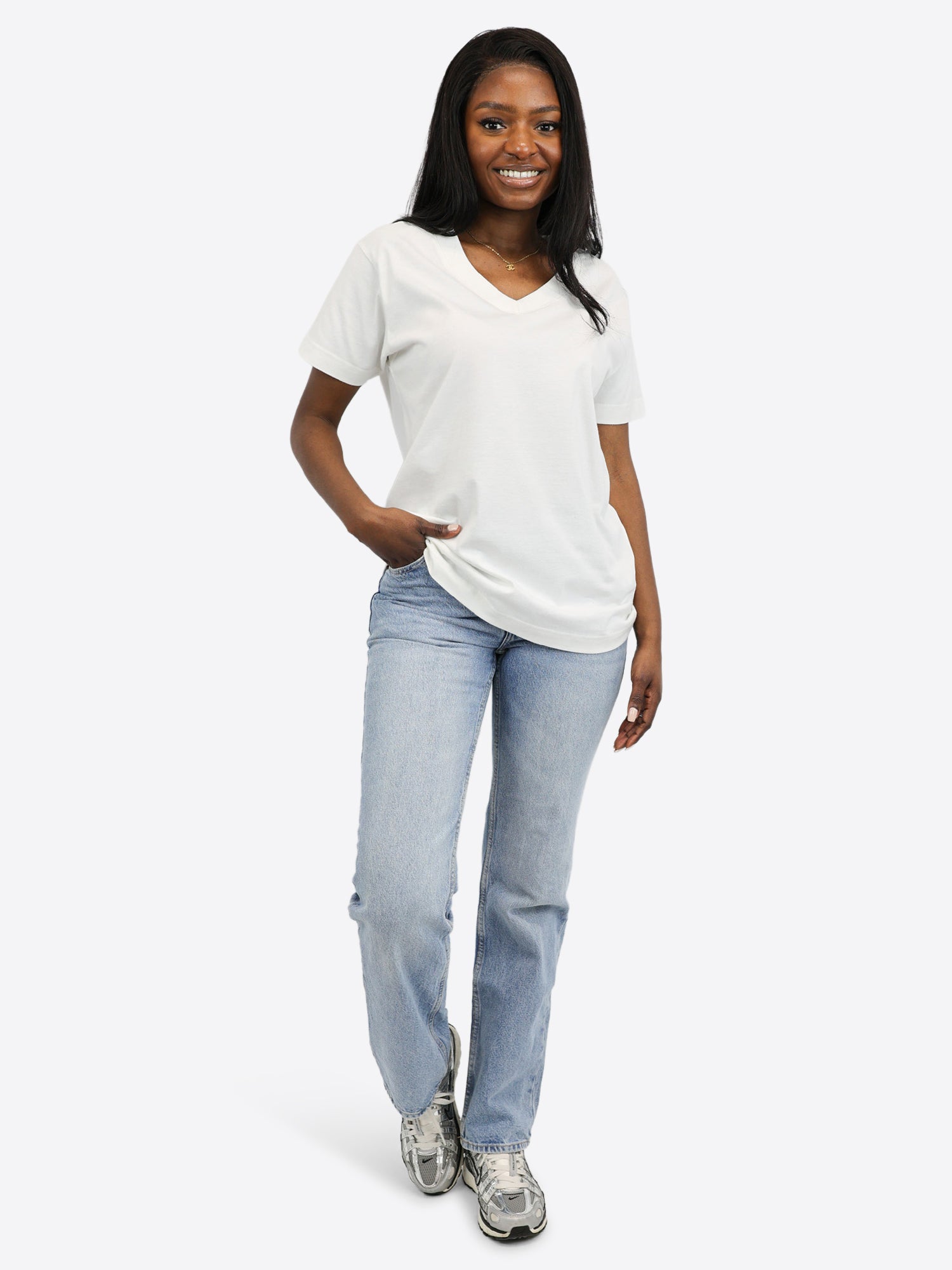 V-Ausschnitt T-Shirt – Off white
