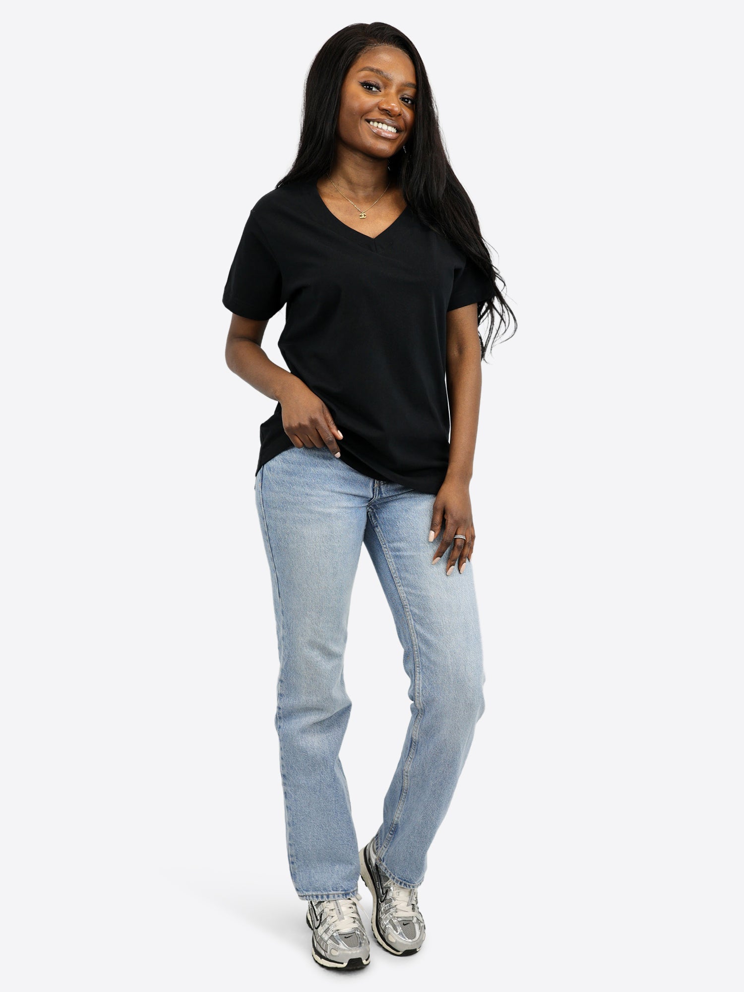 V-Ausschnitt T-Shirt – Schwarz